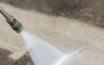 The Ultimate Guide to Commercial Pressure Washing in Charleston, SC: Protecting Your Property from Humidity and Mold